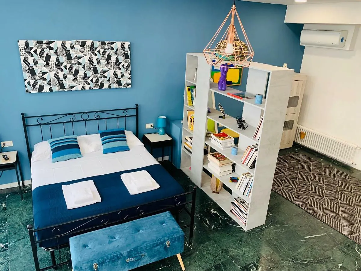 The Art House Villa Milano 0*,  Italien